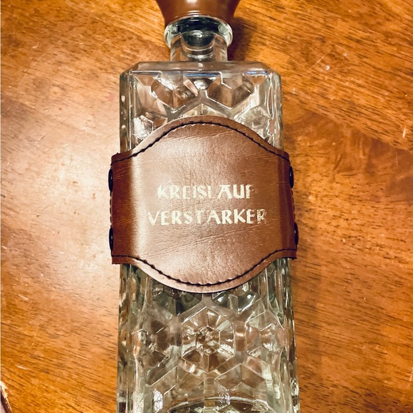 Kreislauf Verstärker Glass Decanter Brown Leather Accent Barware‎ Decor - Picture 3 of 5